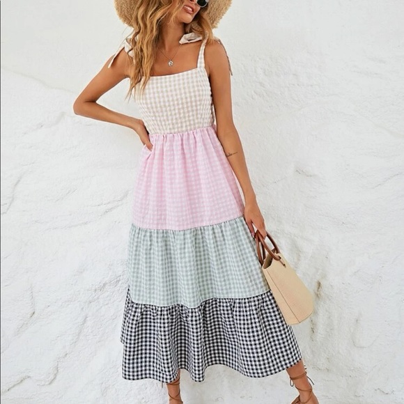 Dresses & Skirts - Color block gingham print dress